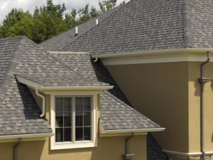 Asphalt shingle roof installed on Ohio home