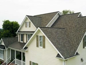 Asphalt shingle roof installed on Kenwood, Ohio home